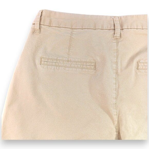 Old Navy Shorts-Women's-TAN-- Size 4-Summer-Casual- Low Rise - Picture 6 of 16